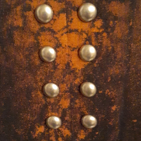 Simply stunning enhanced dress - Picture 4 of 7